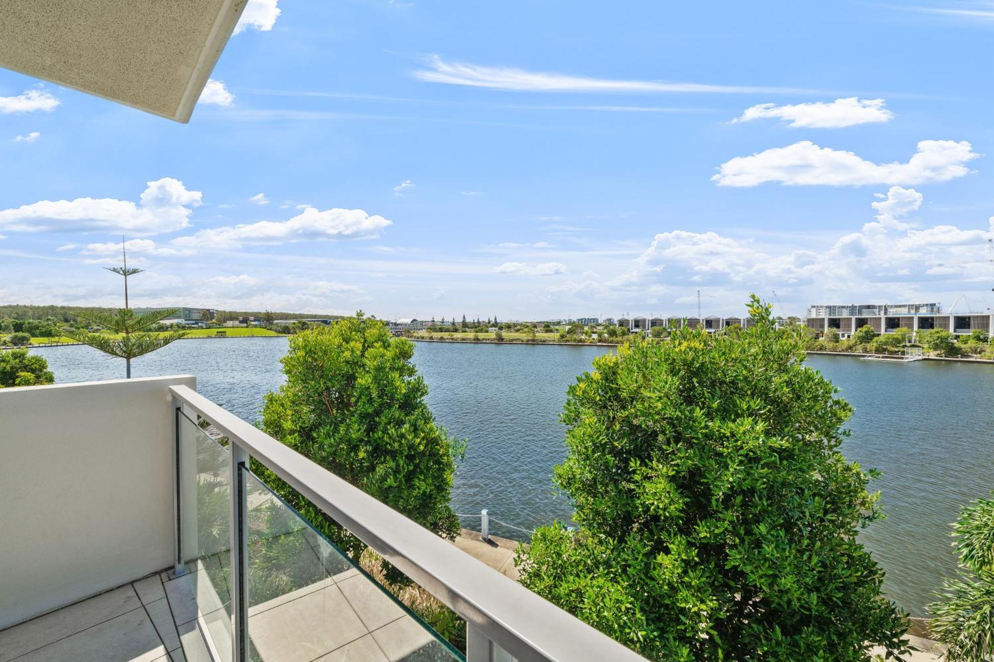 North Shore Oceanside Kawana Kawana Waters Exterior foto